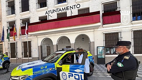 Un detenido por atacar a un policía en el dispositivo de emergencias del incendio de Coria del Río
