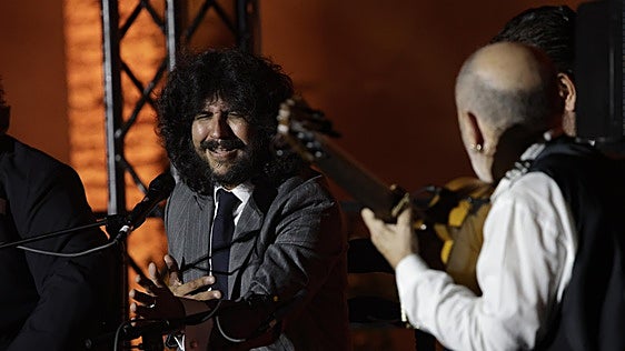 Rancapino Chico resucita a los duendes y hace enloquecer al Alcázar con cantes de Pizarra en una noche mágica de Bienal