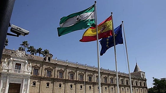 La Junta cambió el mecanismo de control sobre el gasto y fiscalizó a posteriori durante cuatro años