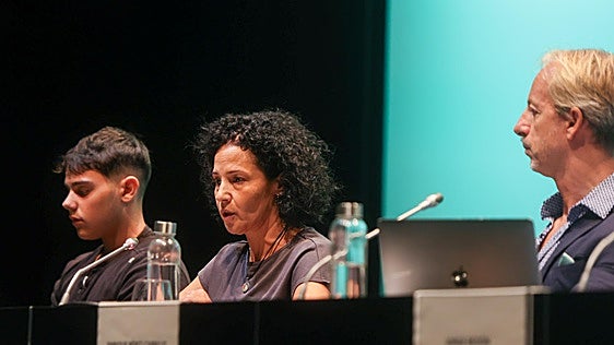 La madre de Sandra Peña, en una jornada contra el acoso escolar: «Espero que sirva para ayudar a otros»