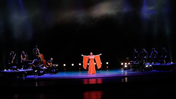 En imágenes, 'A canela y clavo' en el Teatro de la Maestranza