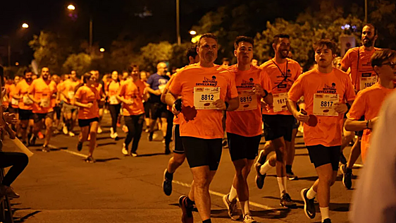 La Carrera Nocturna de Sevilla se correrá a casi 30 grados tras un viernes de aviso amarillo, según la Aemet