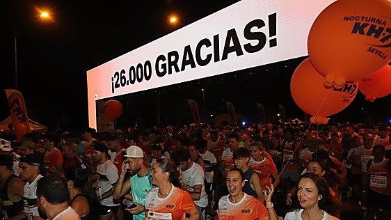 La Carrera Nocturna de Sevilla 2026, en imágenes