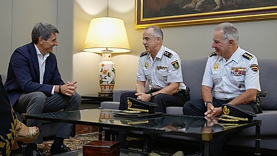 Pedro Fernández, Jesús María García y Francisco Javier Vidal, nuevo jefe regional de Operaciones de la Jefatura Superior de la Policía Nacional en Andalucía Occidental