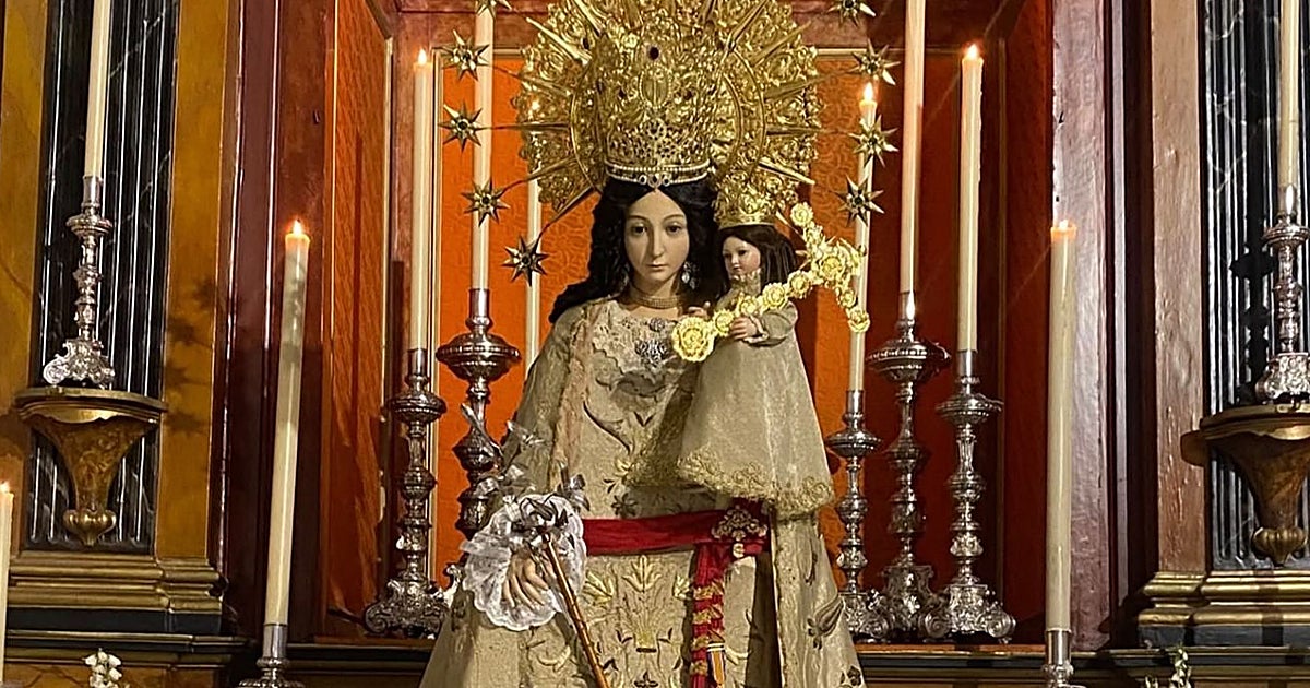 La Virgen de los Desamparados de San Vicente vuelve al culto tras su restauración