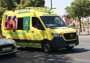 Un conductor se da a la fuga en Sevilla tras un accidente múltiple con un motorista herido