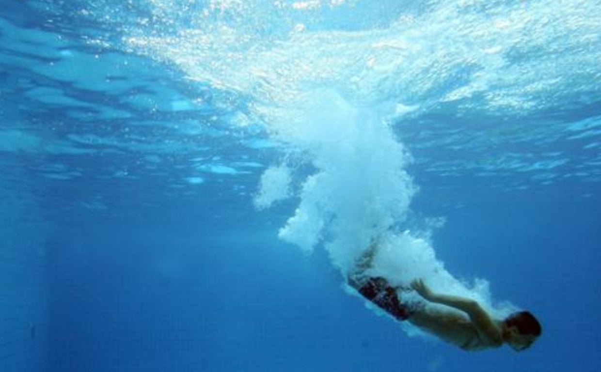 Se puede encontrar en aguas dulces, contaminadas y a gran temperatura