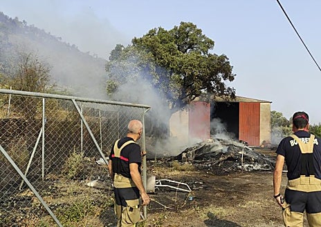 Imagen secundaria 1 - Desalojo de Casas de Miravete