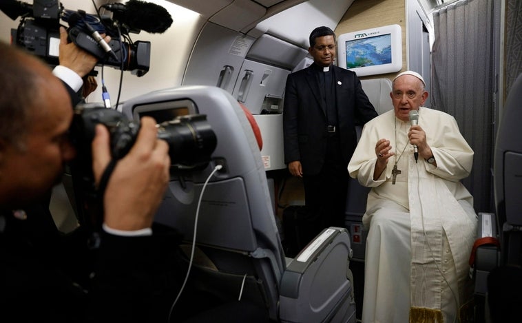 El Papa insinúa que después del viaje a Canadá debe bajar el ritmo o plantearse renunciar