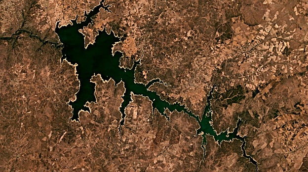 Imagen antes - Imagen por satélite del embalse en julio de cada año
