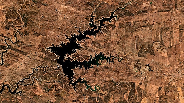 Imagen después - Imagen por satélite del embalse en julio de cada año