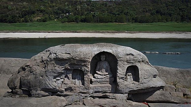 Una de las estatuas encontradas en el Yangtze