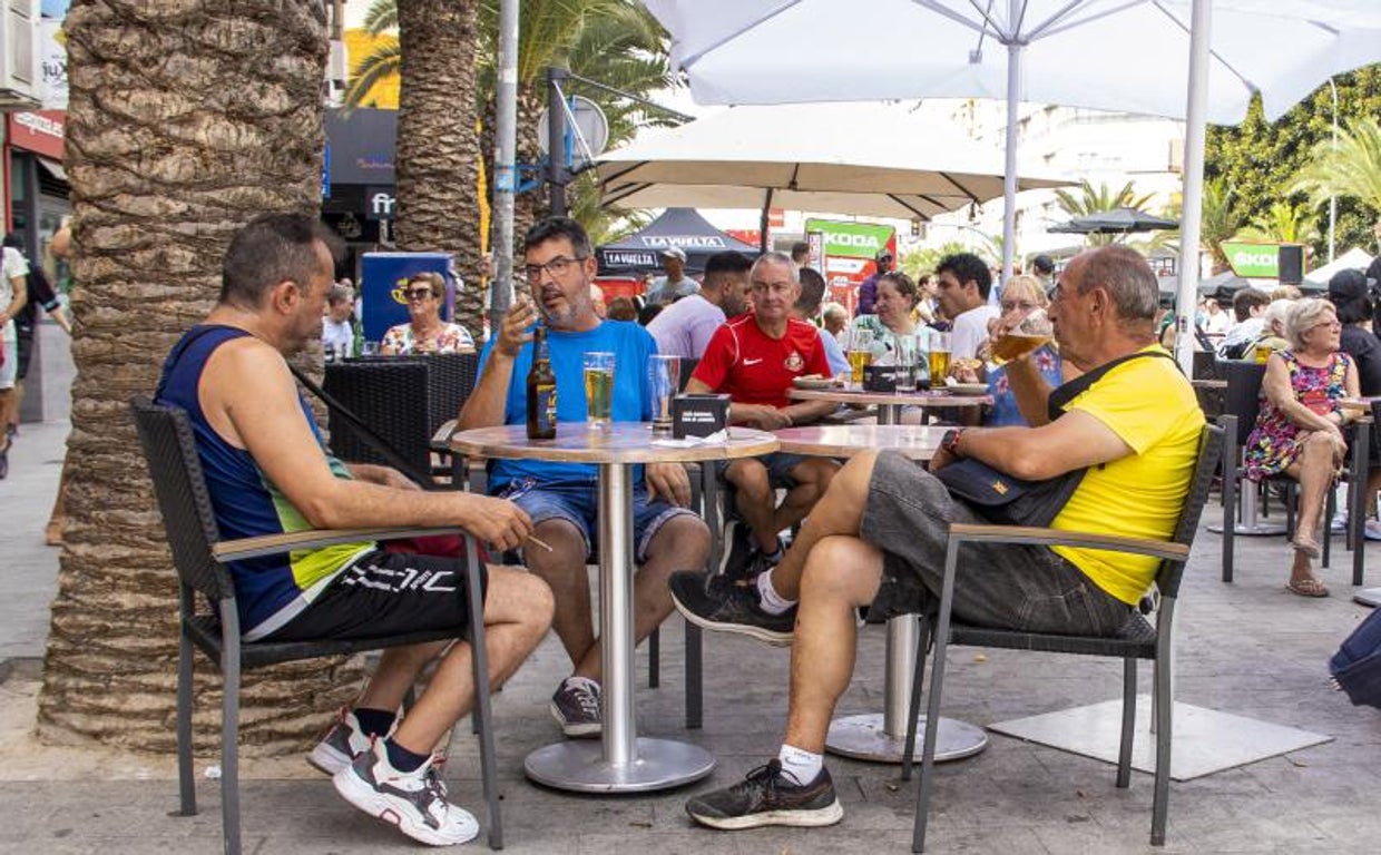 Una terraza de Alicante, este martes 30 de agosto