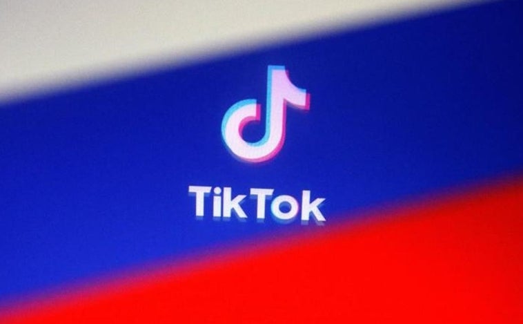 Rusia denuncia a TikTok por hacer «propaganda» feminista y LGTBI