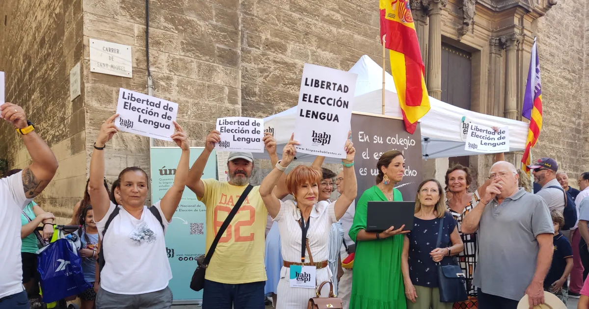 Palma se suma a la defensa del español: «Yo corrí ante los 'grises' para  estudiar en catalán y ahora defiendo el castellano»