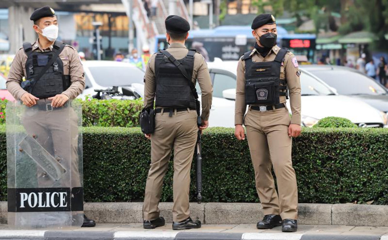Imagen de archivo de policías de Bangkok
