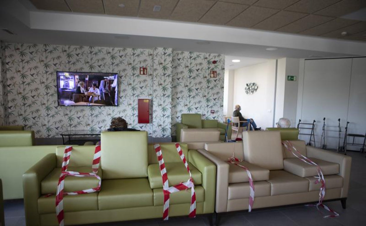 La Fiscalía ordena oír a los familiares de los fallecidos en residencias por Covid en todas las investigaciones