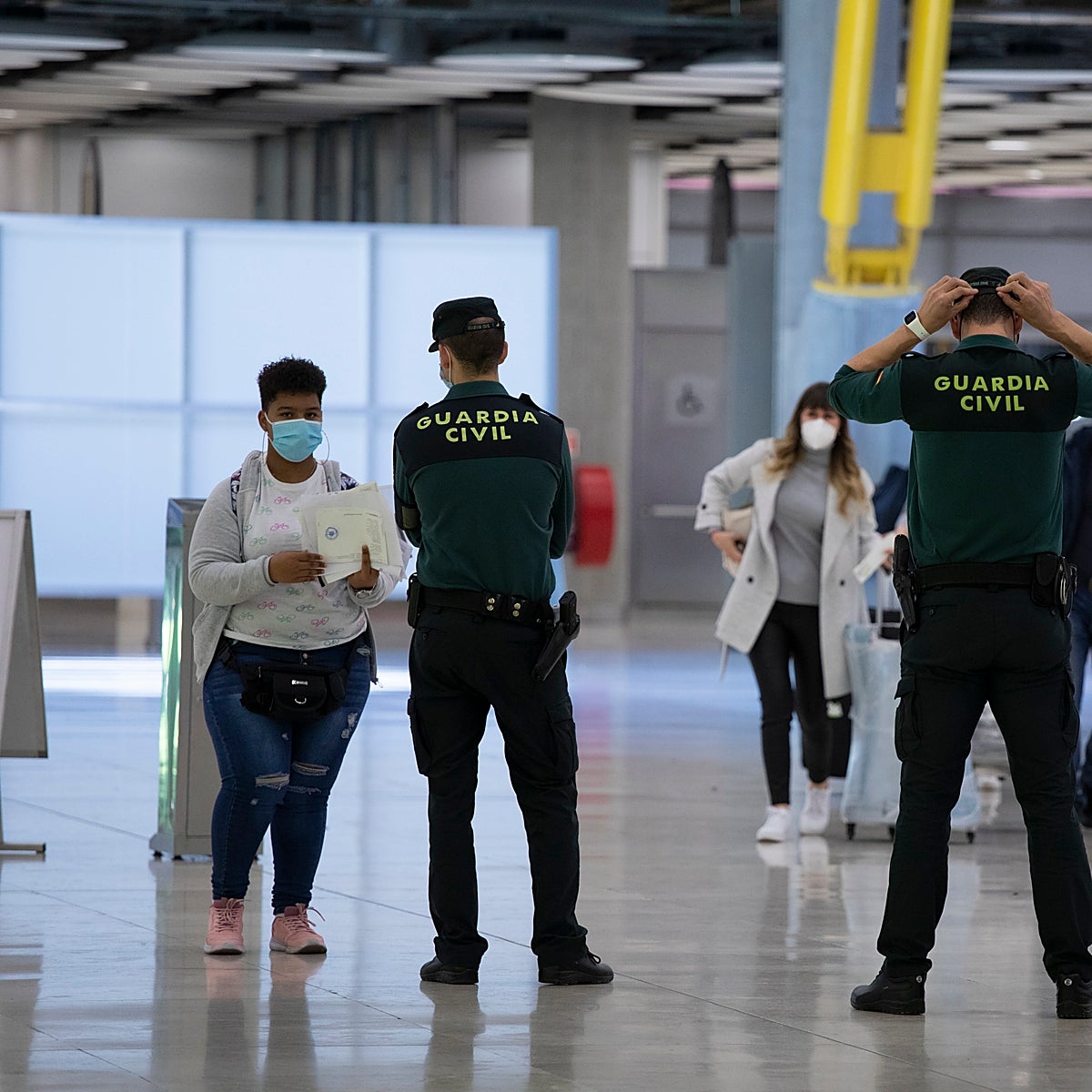 España elimina las medidas de control sanitario a viajeros de países no pertenecientes a la UE o Schengen