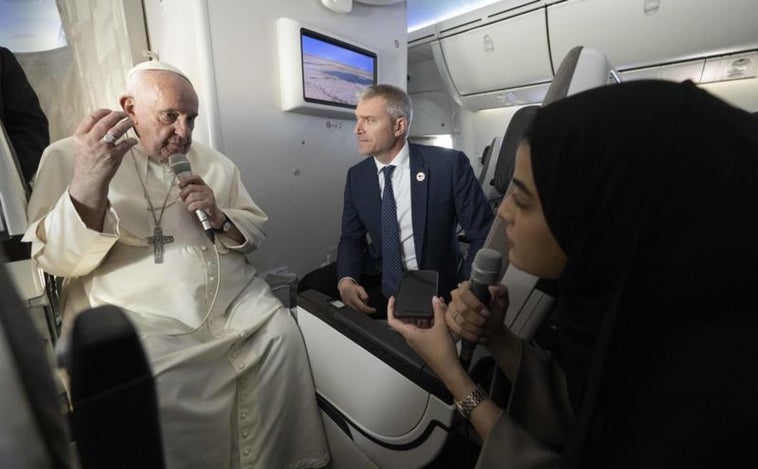 El Papa, sobre las protestas en Irán: «Una sociedad que cancela a las mujeres de la vida pública, se empobrece»