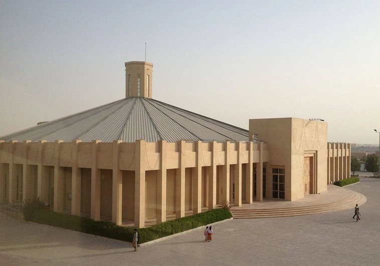 Los cristianos de Qatar piden más terreno porque «no caben en el gueto»
