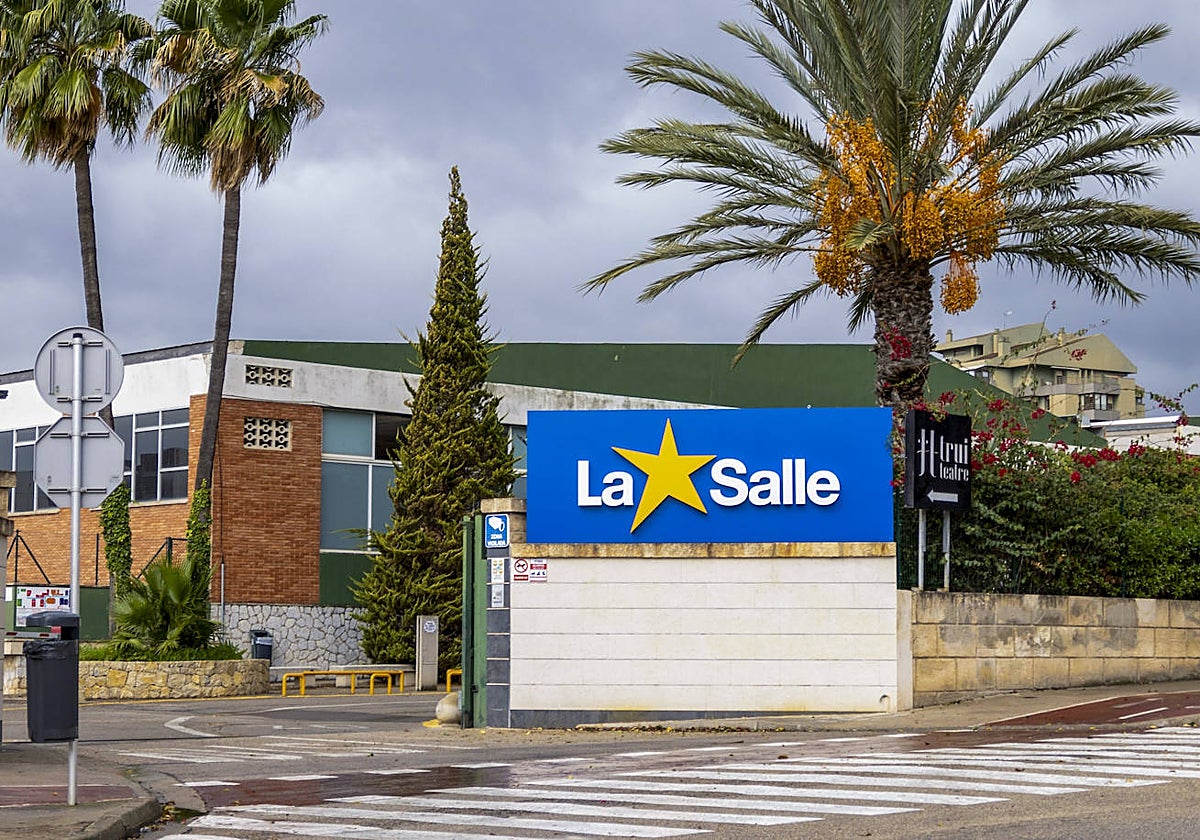 Vista de la entrada del centro La Salle de Palma