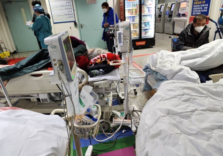 Colapso en los hospitales de Pekín ante la explosión de casos de covid
