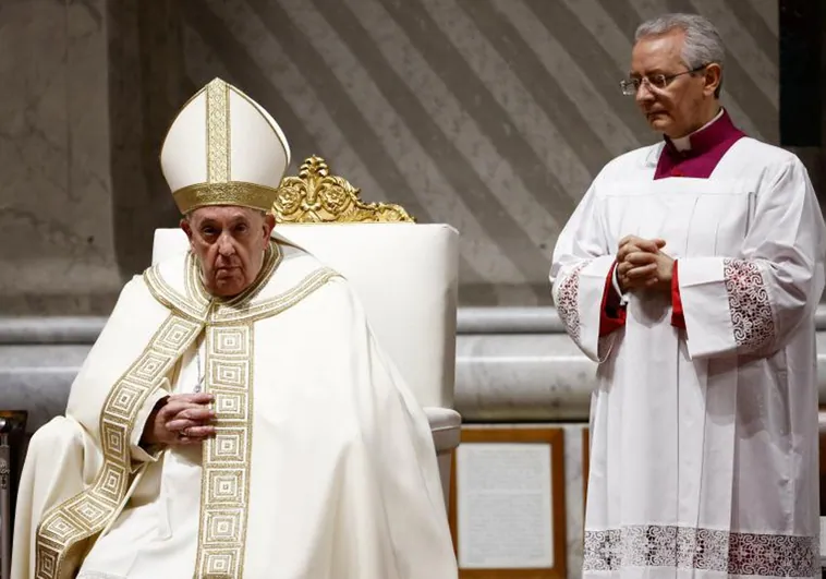 El Papa Francisco, sobre Benedicto XVI: «Gracias a Dios por haberlo donado a la Iglesia y al mundo»