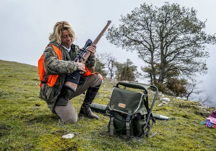 La primera batida de caza exclusivamente femenina en imágenes