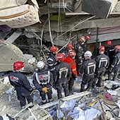 Arrecian las críticas a Erdogan cuando llega la hora de los vivos