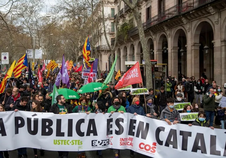 La Generalitat lanza la campaña «21 días en catalán» para revertir el mal hábito del castellano