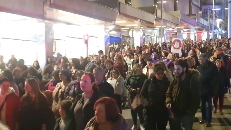 Miles de personas se manifiestan en Vigo por el 8M