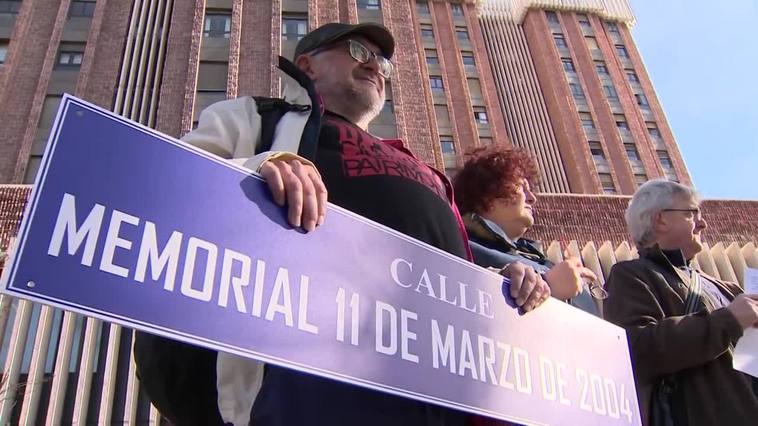 Plataforma de Calles Dignas de Madrid homenajea a las víctimas del 11M