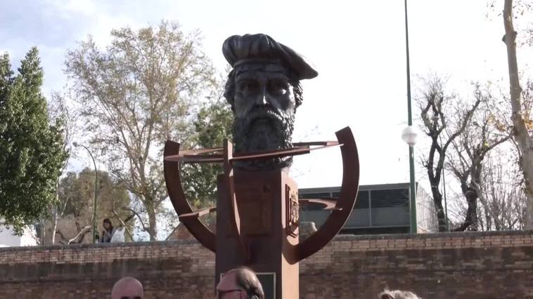 Homenaje a Elcano en el Muelle de Nueva York (Sevilla) para recordar la primera vuelta al mundo