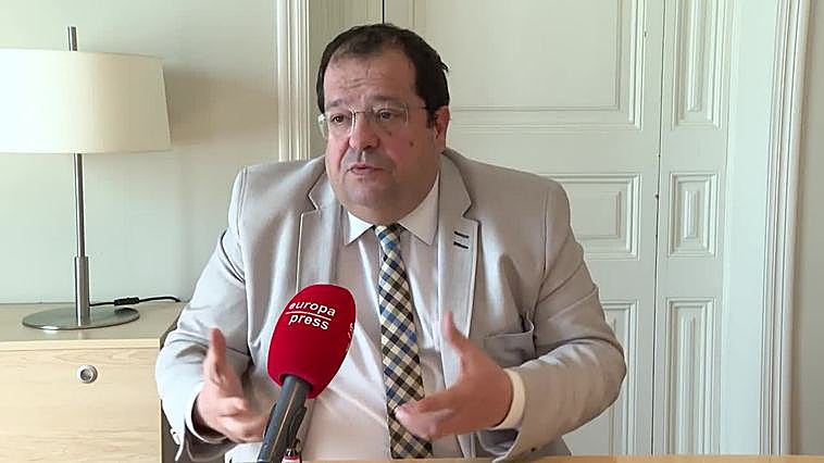 Elena incorporará 70 camiones de Bombers para renovar la flota