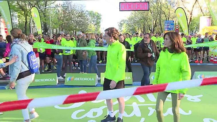 Más de 17.000 corredores participan en la X edición de 'Madrid en Marcha Contra el Cáncer'
