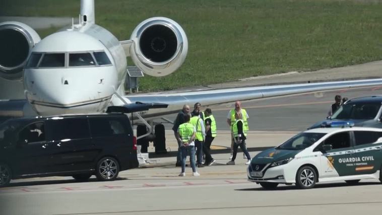 El rey emérito llega a Vigo un año después de su última visita a España