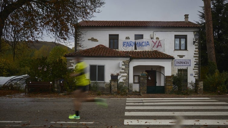 La agonía de la farmacia rural, el último bálsamo de la España vacía