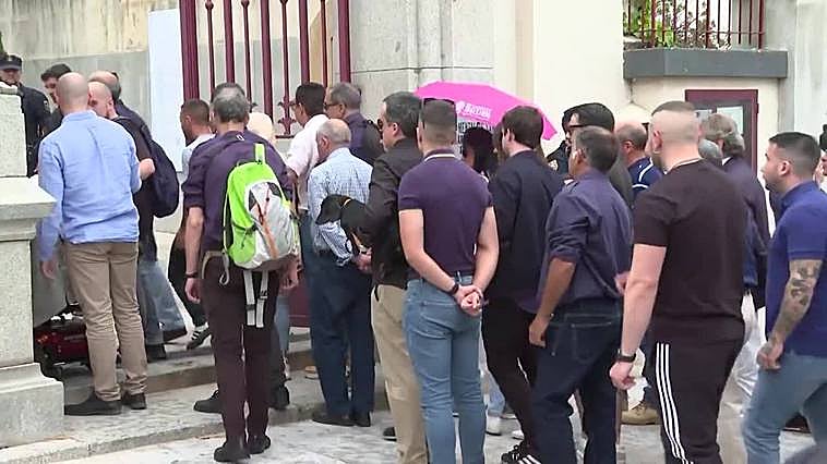 Partidos falangistas convocan un homenaje a Primo de Rivera en el cementerio de San Isidro