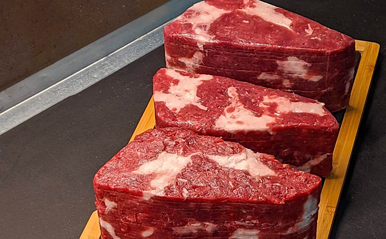 Imagen principal - Arriba carne impresa en 3-D a partir de células vegetales, bacon fabricado en 20 minutos con proteína vegetal o cubiertos comestibles para no dejar ningún residuo 