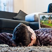 Casi el 40% de los jóvenes entre 16 y 24 años en España consultan páginas para adultos