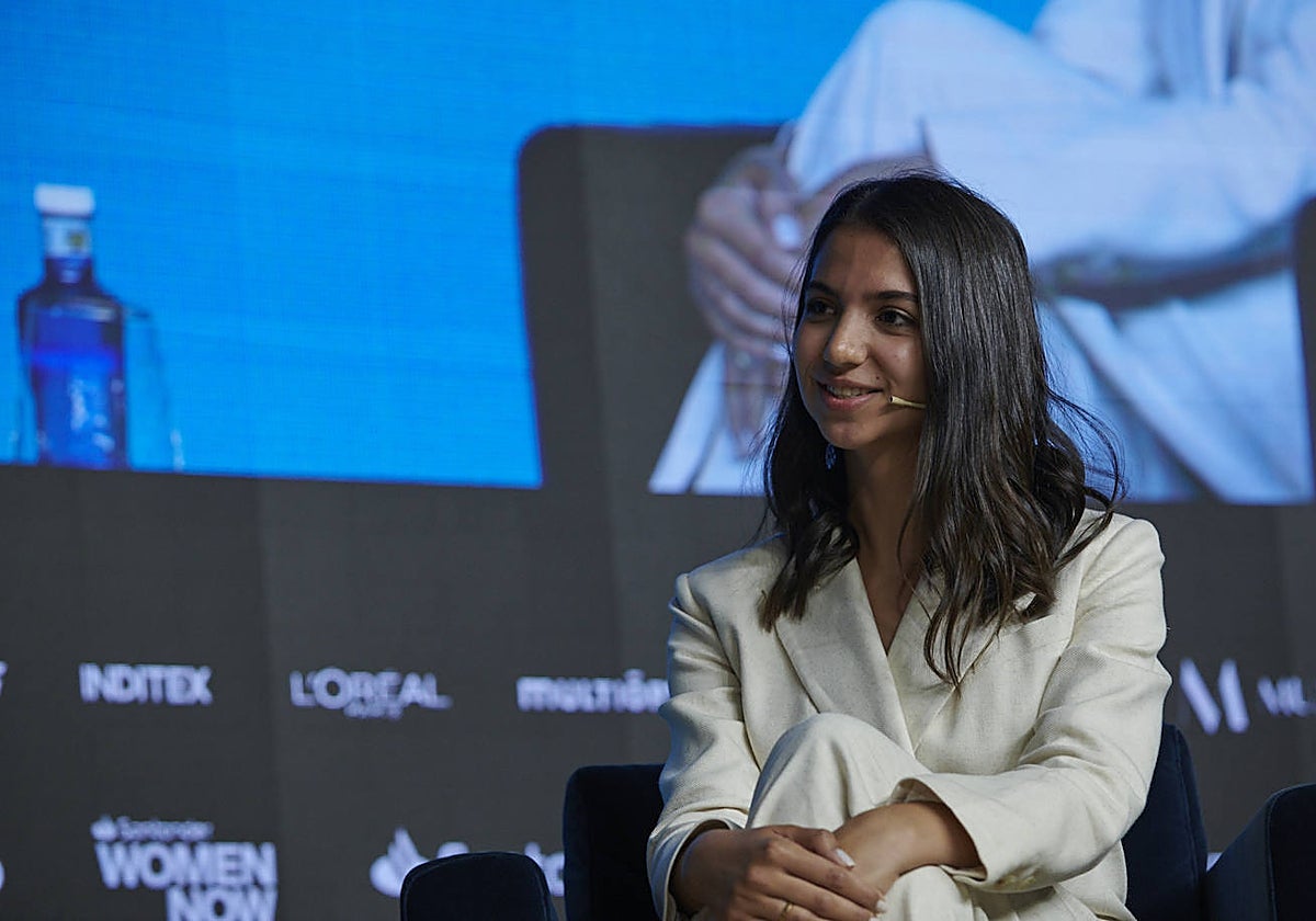 La ajedrecista iraníSara Khadem