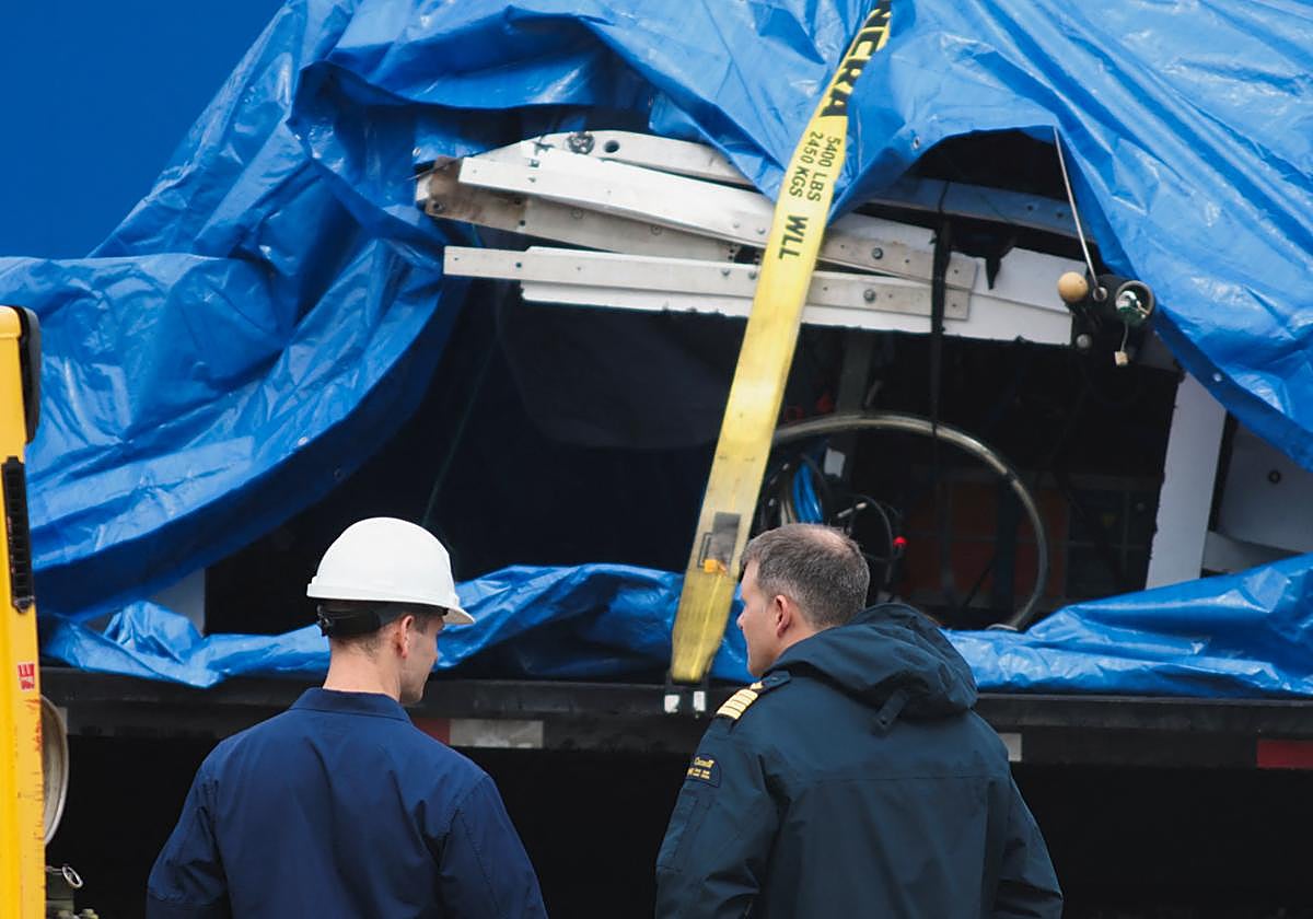 Imagen del barco que ha recogido los restos del sumergible Titan