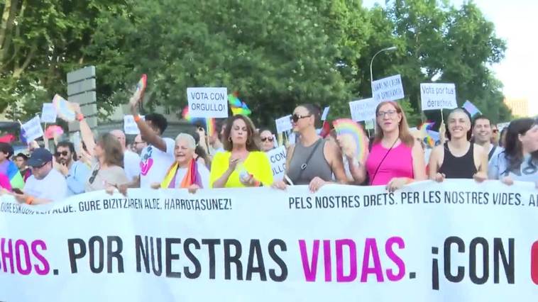 Cientos de miles de personas celebran y reivindican en el Día del Orgullo 2023 en Madrid