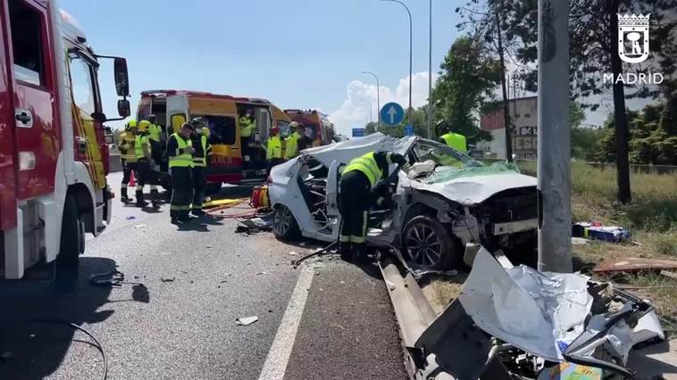 Herida una conductora al dar varias vueltas de campana su coche en la A-6