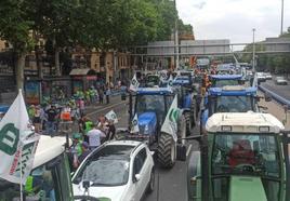 Tractorada de agricultores y ganaderos, en directo: última hora de las protestas en Madrid hoy