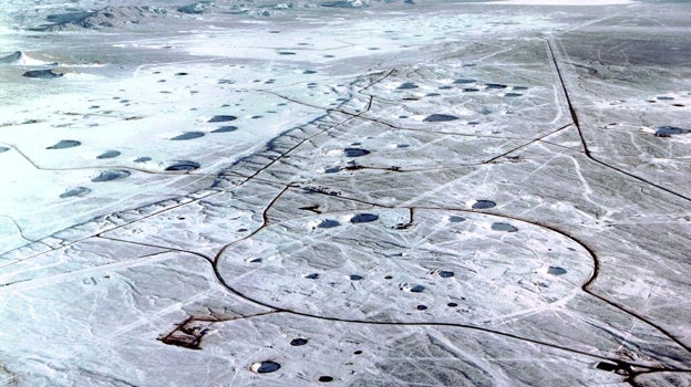 Los cráteres de hundimiento muestran explosiones nucleares  pasadas en Yucca Flat