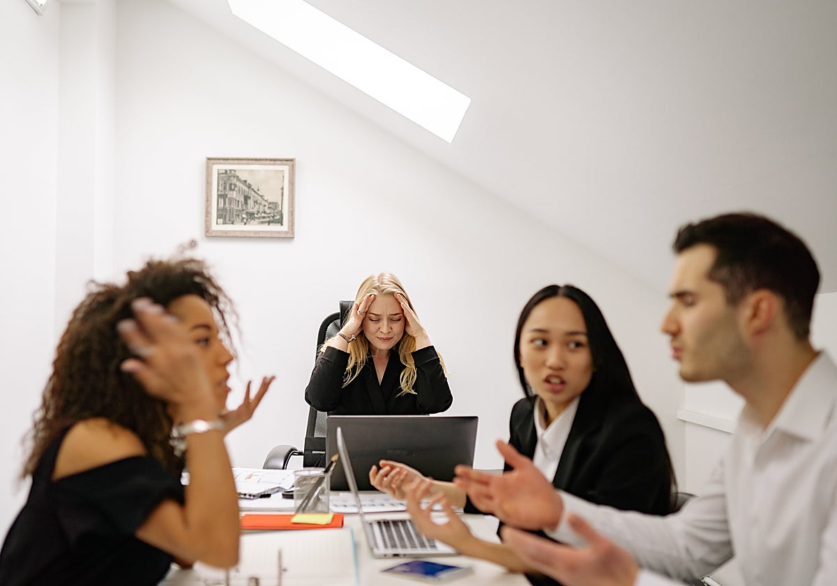 La búsqueda de la felicidad en el ámbito laboral es un tema fascinante que ha sido objeto de debate durante mucho tiempo