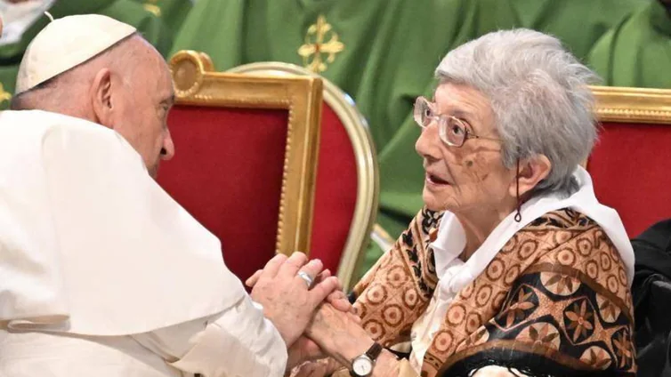 El Papa Francisco denuncia que hay «miles de personas atrapadas en el desierto» y pide a Europa y África que intervengan