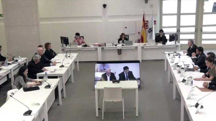 Defensa de Cortabitarte: "Todo en Adif y Renfe se ha hecho bien excepto la conducta del maquinista"