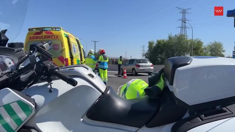 Muere un motorista de 48 años tras salirse de la vía en la A-42 a la altura de Getafe